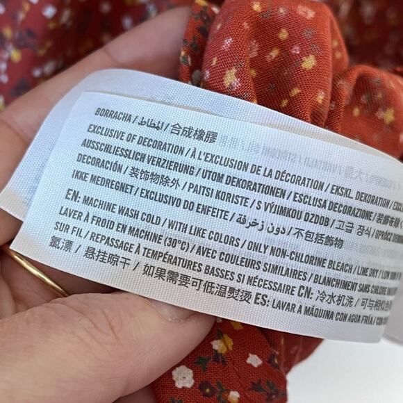 HOLLISTER rust ditsy floral smocked bodice puff sleeve boho dress size medium - Picture 8 of 8